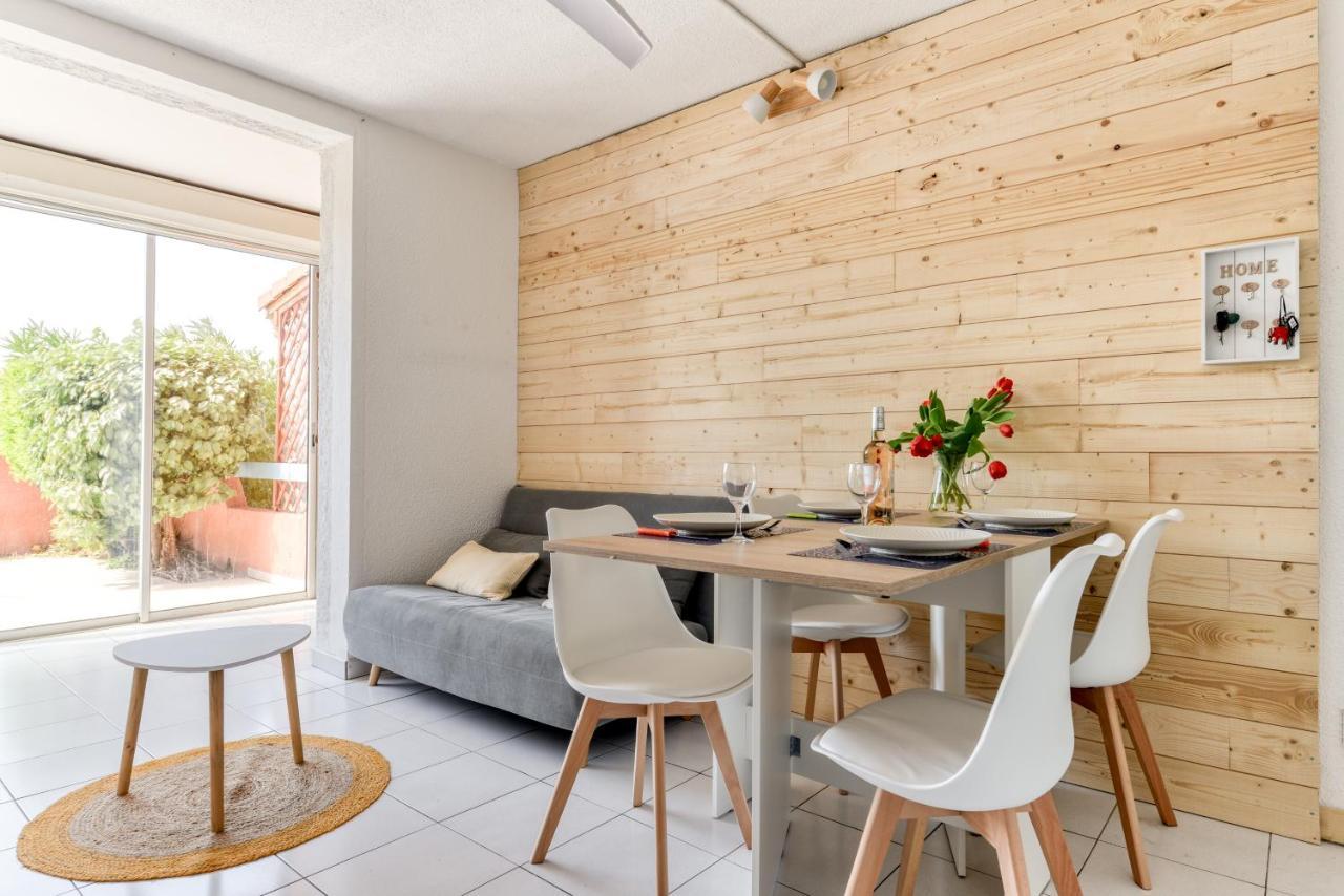 A L'Ombre Du Murier Apartment เลอบาร์กาแรส ภายนอก รูปภาพ