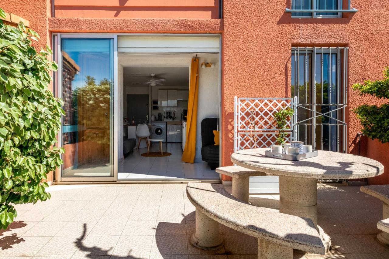 A L'Ombre Du Murier Apartment เลอบาร์กาแรส ภายนอก รูปภาพ